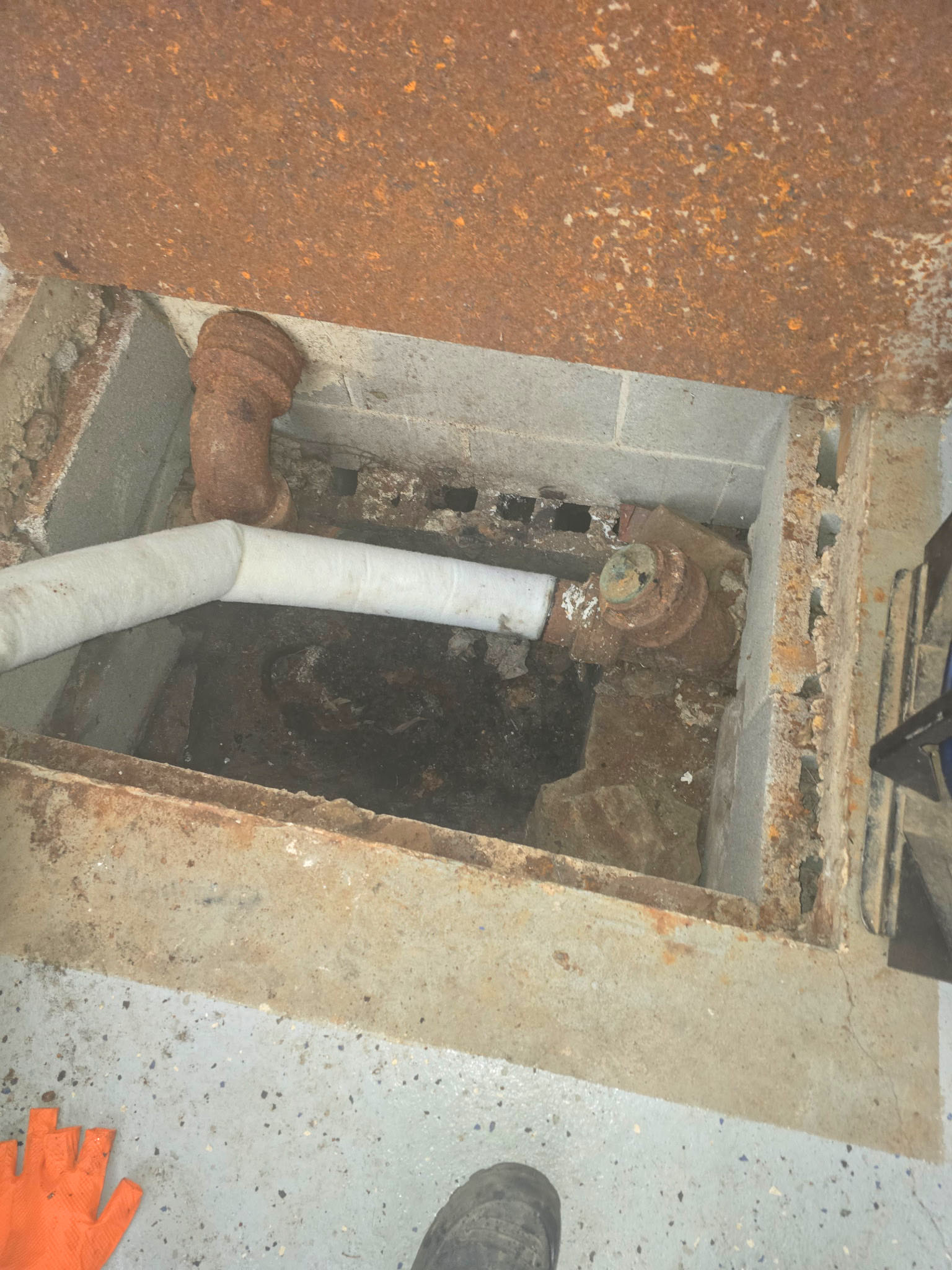 Trenchless Sewer Pipe Lining SIPP/CIPP